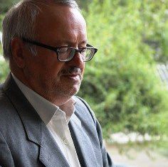 دکتر یثربی: تفسیر عرفانی، نه تنها ناسازگار، بلکه ضد قرآن است